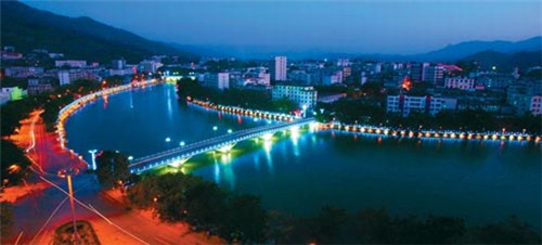 签年时光火锅串串香