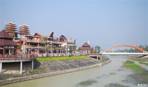 加盟慢走鸭鸭货要培训吗，鸭脖没有品牌帮扶会很难做吗