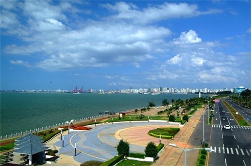 清晨海岸旅行装（清晨的海滩）